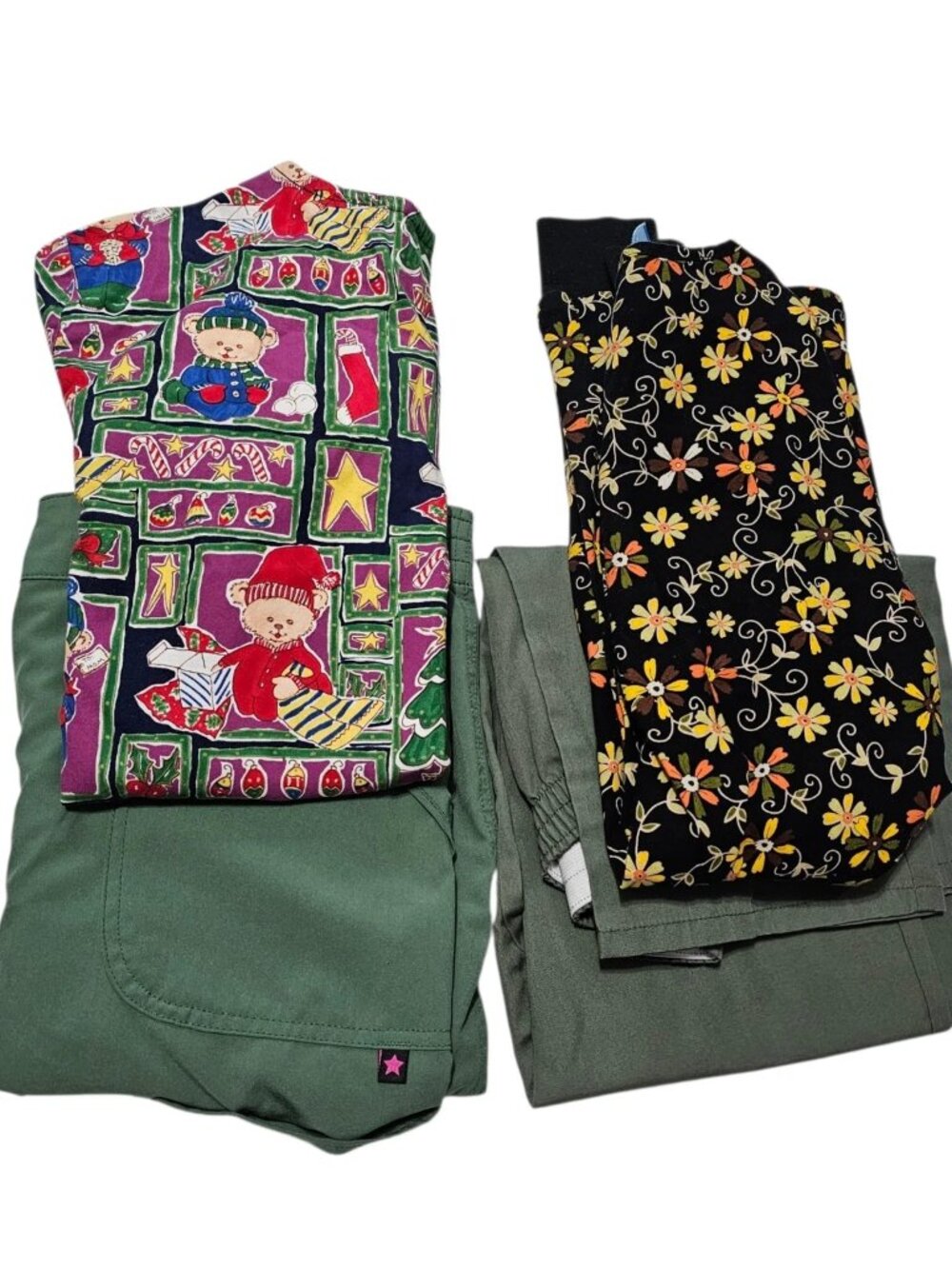 Christmas Holiday Scrub Set Medium 4 Pc Top Jacket Pants Nurse Uniform Seasonal